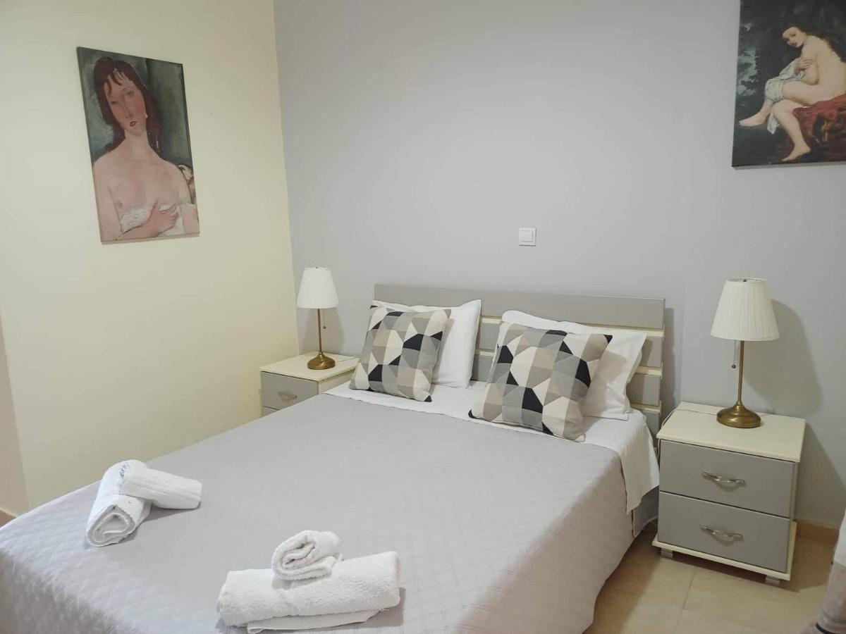 Lovely View Apartments Himare Esterno foto
